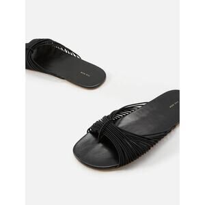 The Row Sara Thong Slide Sandal in Black 36